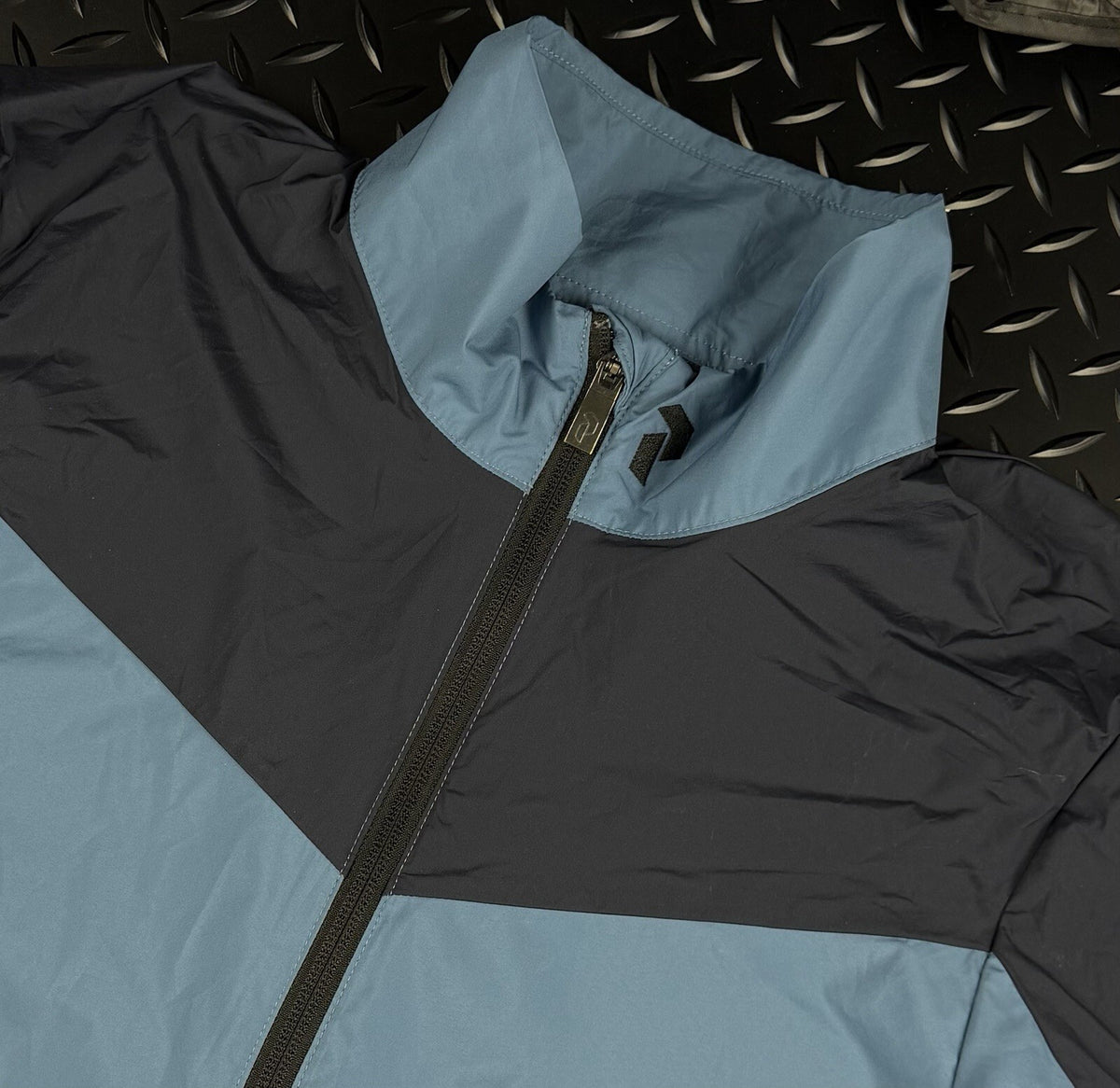 Peak Performance Ski Jacket ‘Cobalt navy’ Excellent Condition Size Small