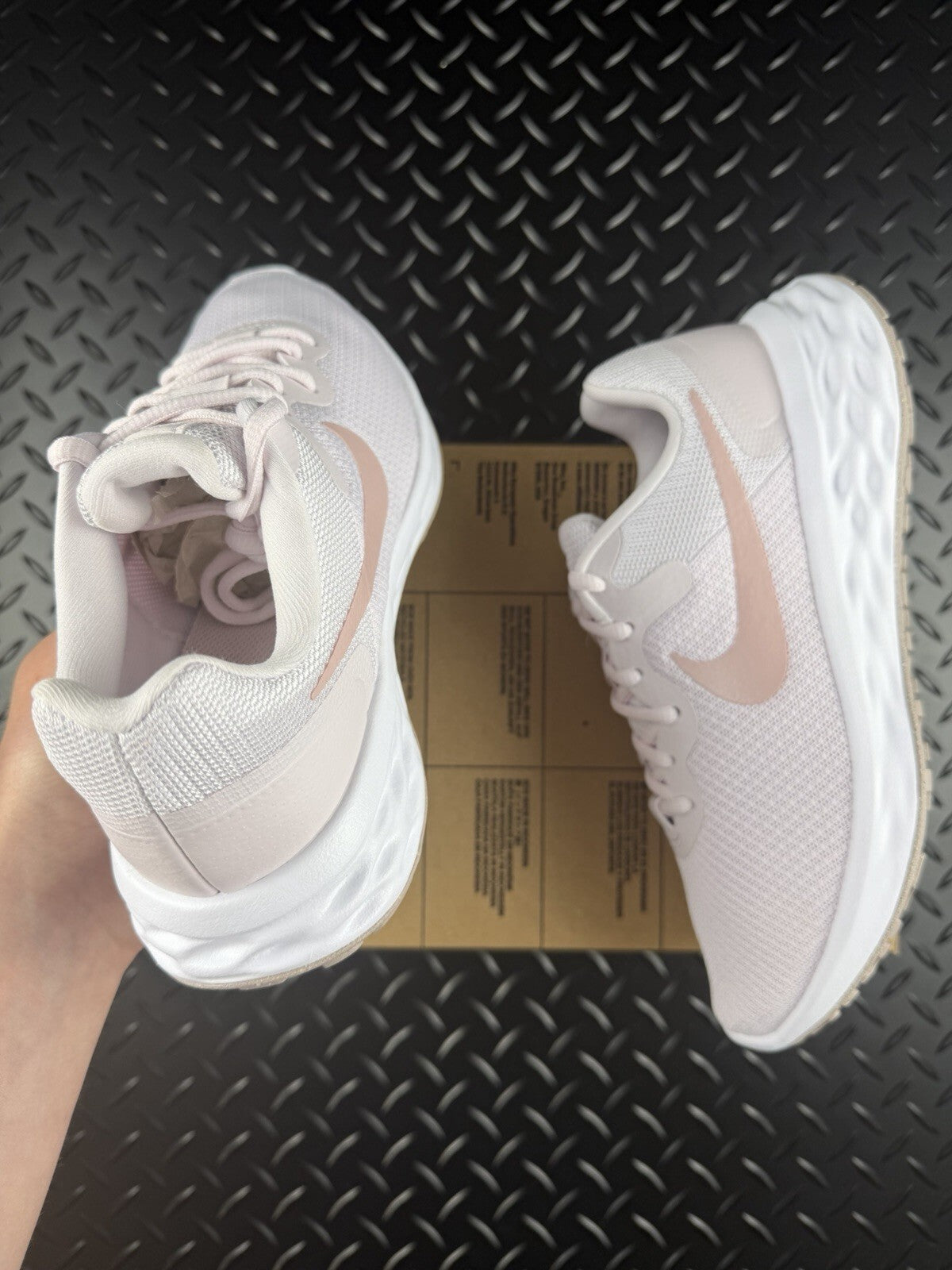 Nike Revolution 6 NN Lifestyle/Running Trainers Light Rose Brand New WMNS UK 4.5
