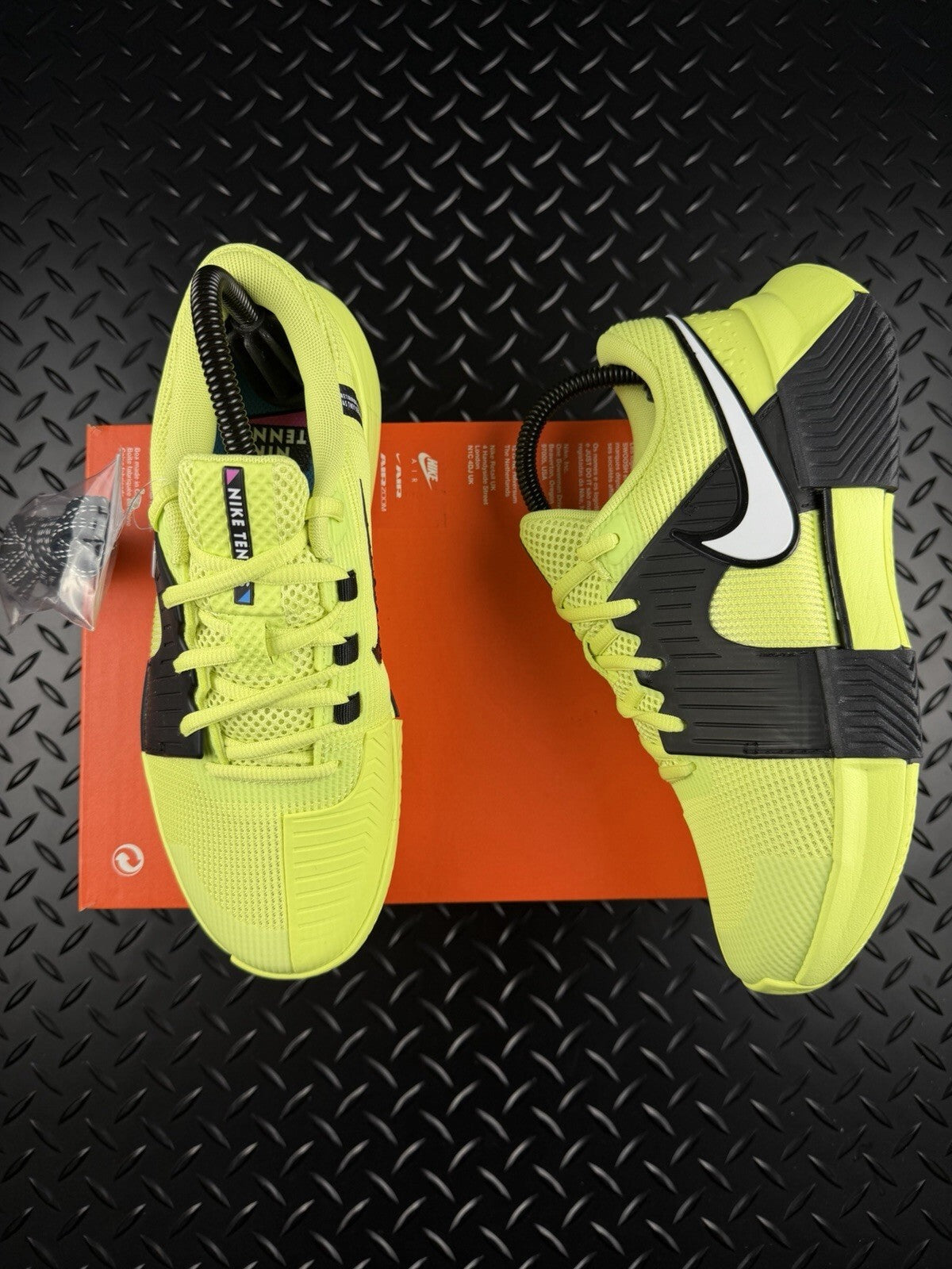 Nike Air Zoom GP Challenge 1 HC Premium Tennis Trainers Brand New WMNS UK 4.5