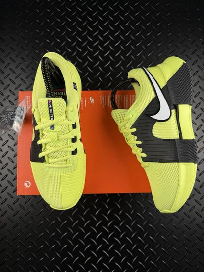 Nike Air Zoom GP Challenge 1 HC Premium Tennis Trainers Brand New WMNS UK 4.5