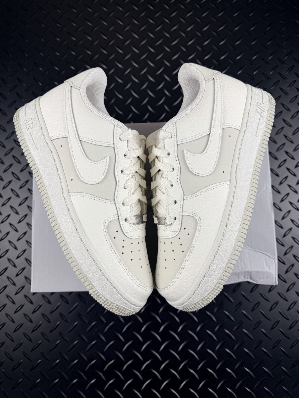 Nike Air Force 1 ‘Pearl White Sail’ Brand New Full Box 100% Authentic Size UK 5