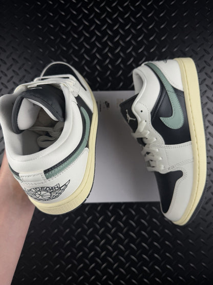 Nike Air Jordan 1 Low ‘Jade Smoke Sail’ Brand New 100% Authentic WMNS Size UK 6