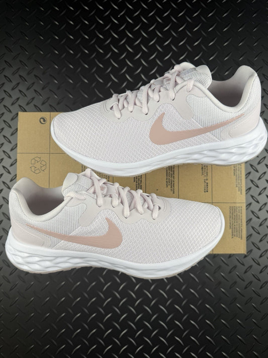 Nike Revolution 6 NN Lifestyle/Running Trainers Light Rose Brand New WMNS UK 4.5